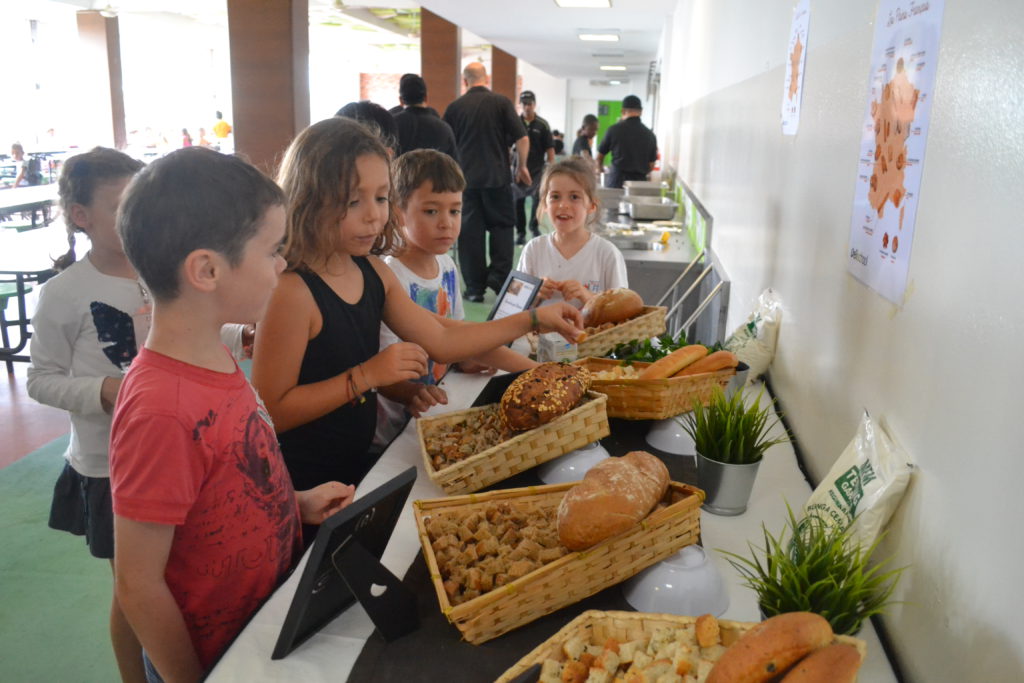 Our students discovered different varieties of bread.